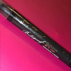 Too Faced Bulletproof Liner